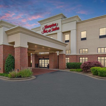 Hampton Inn & Suites Madisonville Exterior photo